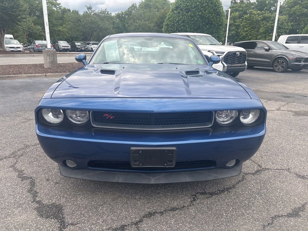Used 2010 Dodge Challenger R/T RWD image 2