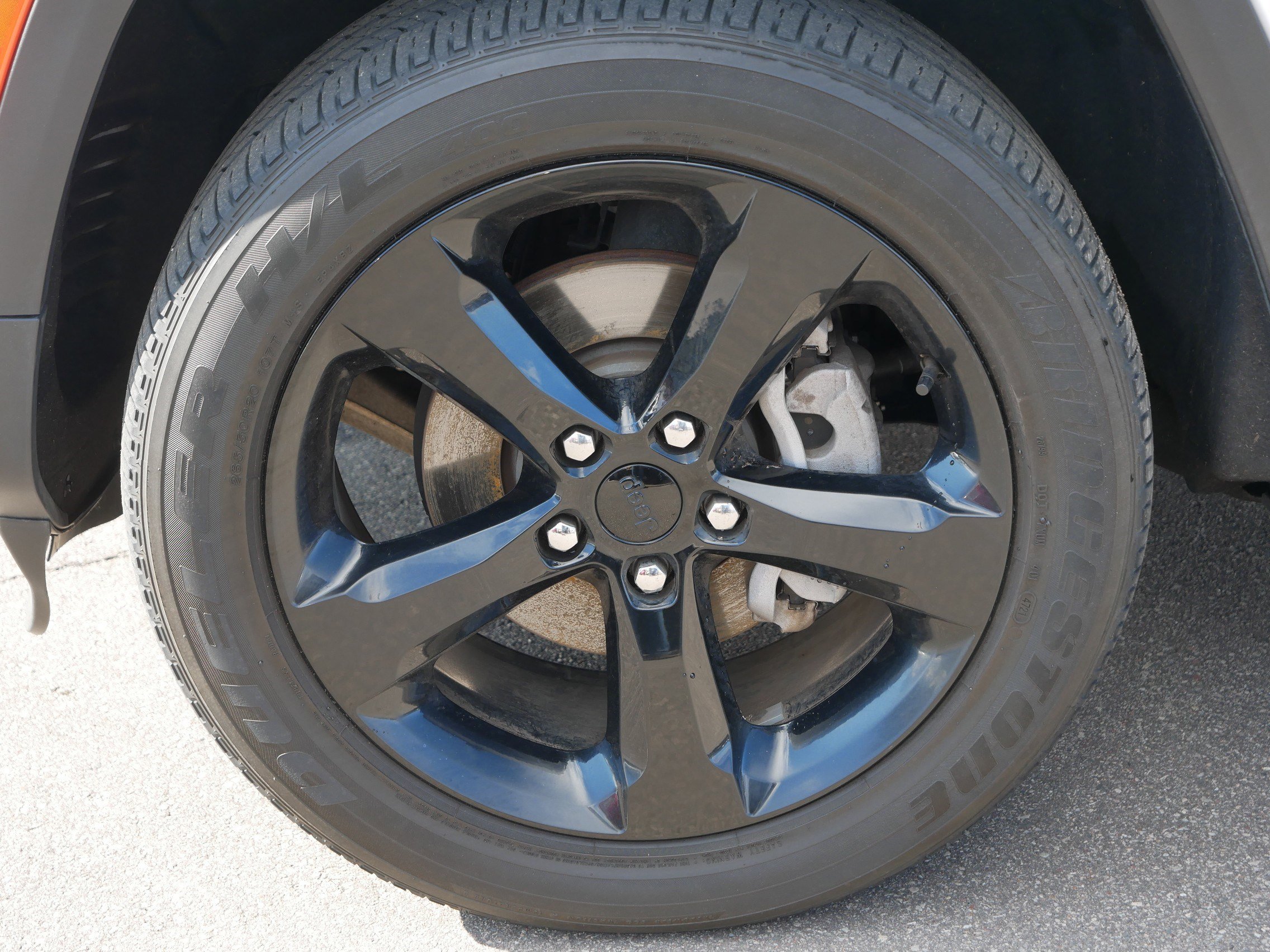 Used 2022 Jeep Grand Cherokee Altitude AWD/4WD image 15