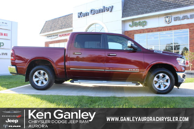 Used 2019 RAM 1500 Laramie AWD/4WD image 1