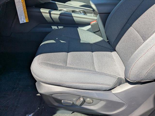 New 2025 Ford Explorer Active image 4