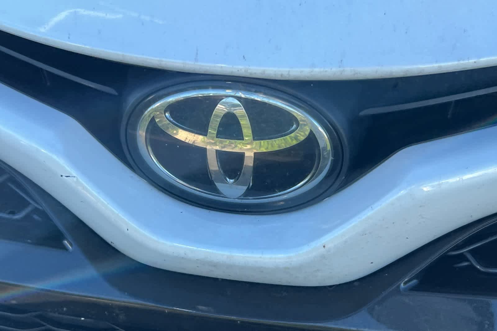 Certified 2022 Toyota Camry XSE FWD image 13