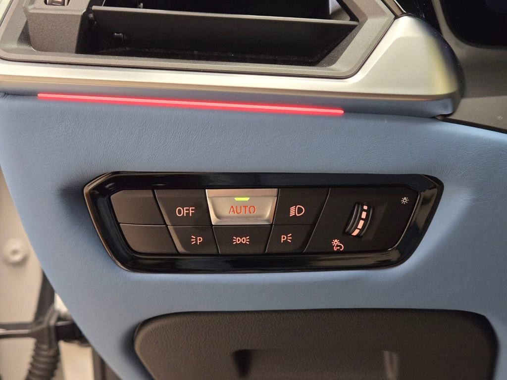 Used 2022 BMW M4 Competition w/ Executive Package RWD image 41