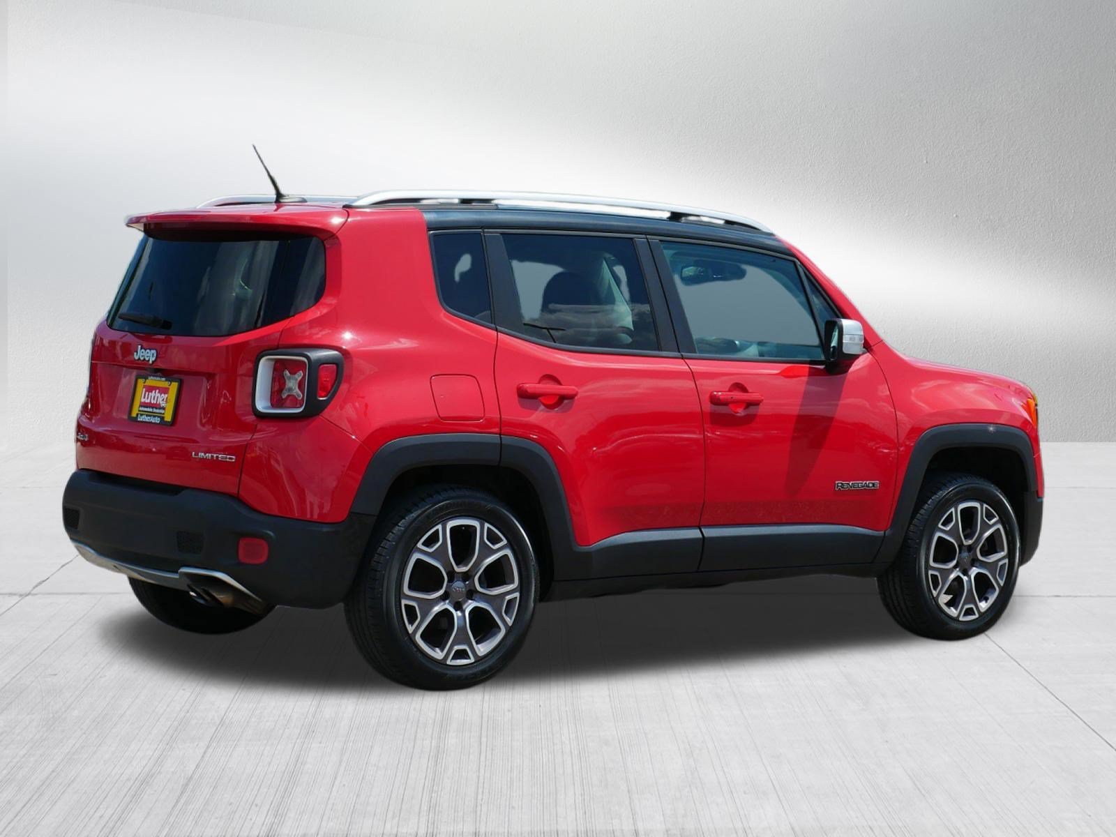 Used 2015 Jeep Renegade Limited w/ Safety & Security Group I AWD/4WD image 7