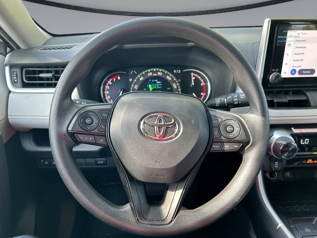 Used 2025 Toyota RAV4 XLE w/ Convenience Package FWD image 15