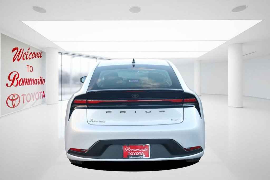 New 2026 Toyota Prius LE image 6