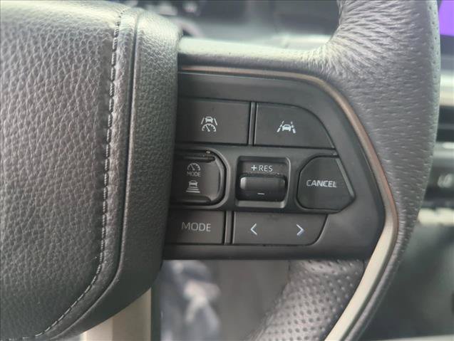 Certified 2025 Toyota Tacoma TRD Off-Road AWD/4WD image 14