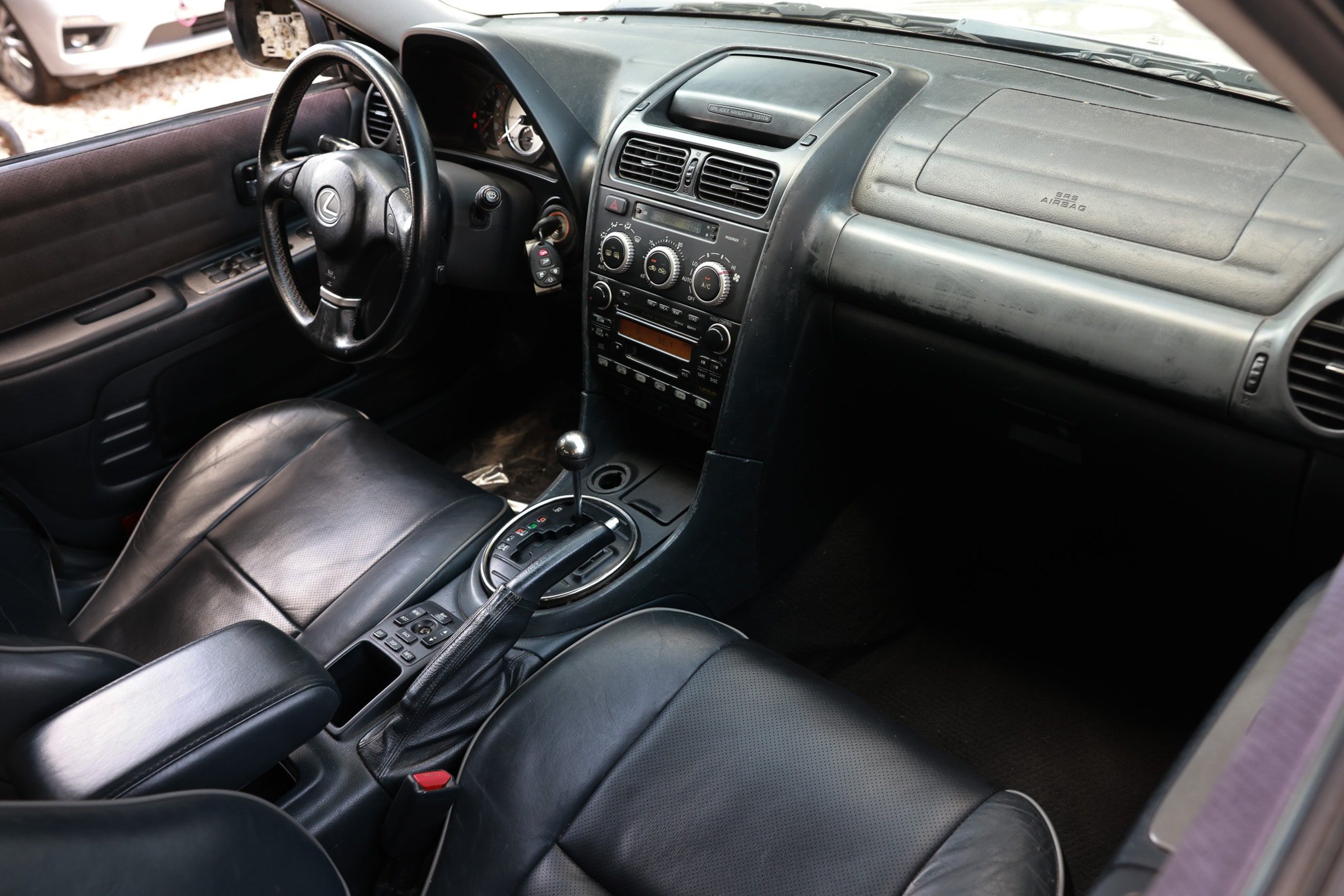 Used 2004 Lexus IS 300 RWD image 22