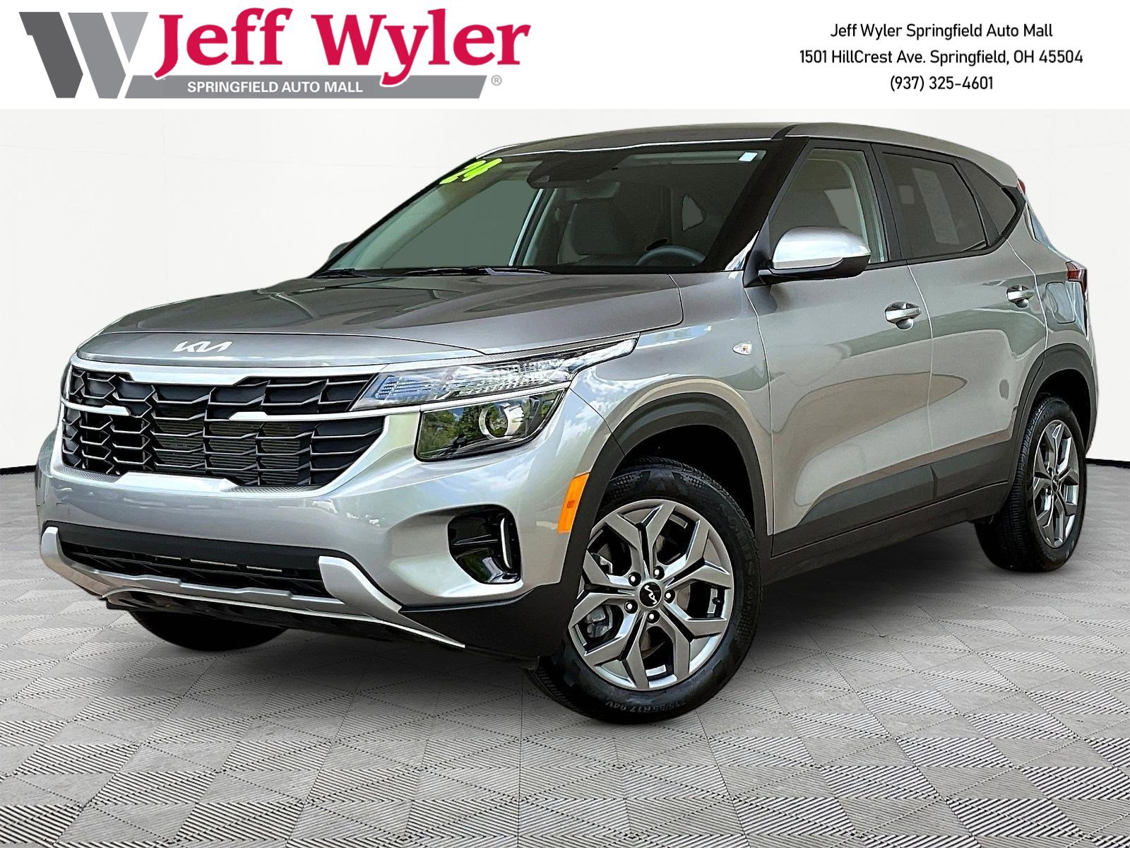 Used 2025 Kia Seltos LX