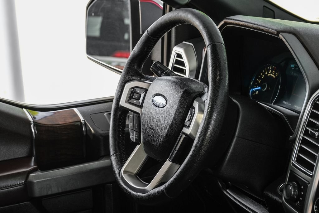 Used 2016 Ford F150 Platinum w/ Equipment Group 701A Luxury AWD/4WD image 12