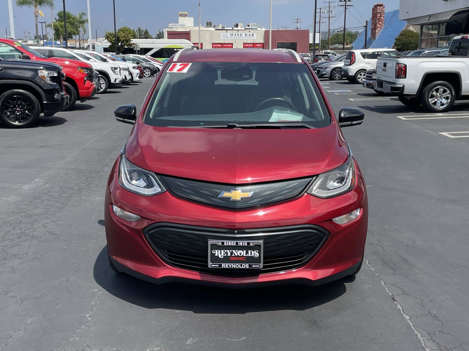 Used 2017 Chevrolet Bolt Premier w/ Driver Confidence II Package FWD image 2