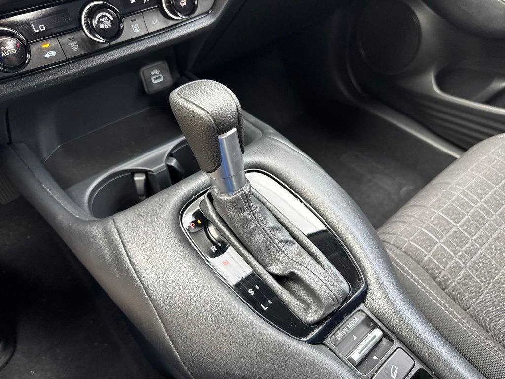 Certified 2024 Honda HR-V LX image 30