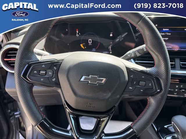 Used 2025 Chevrolet Trax RS w/ Driver Confidence Package FWD image 24