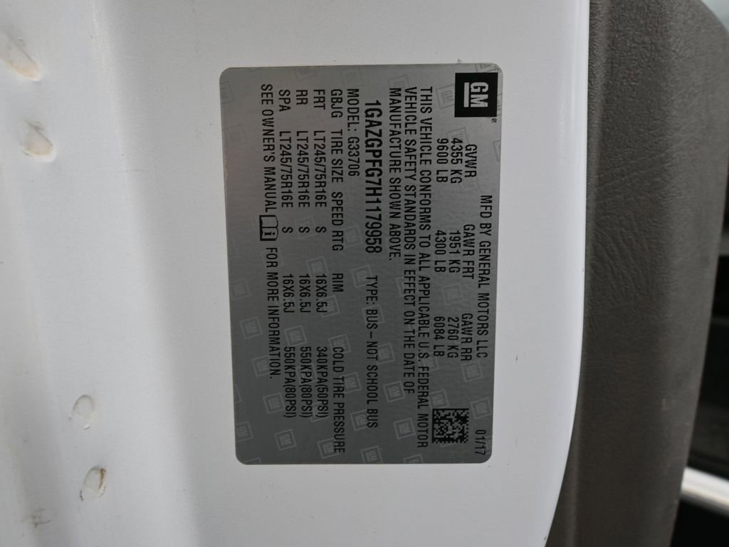 Used 2017 Chevrolet Express 3500 LT w/ LT Preferred Equipment Group image 44