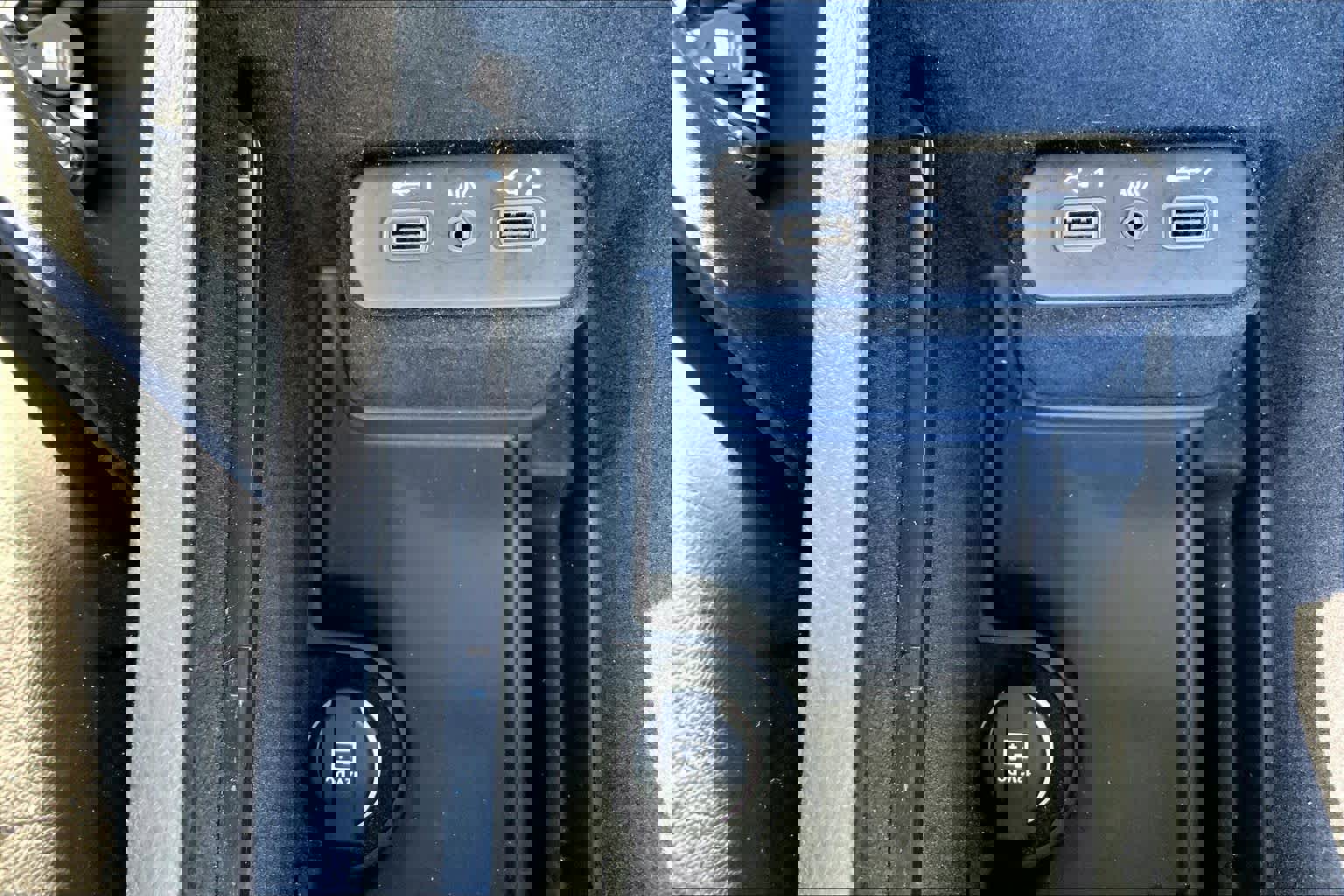 Used 2023 Chrysler 300 S image 35