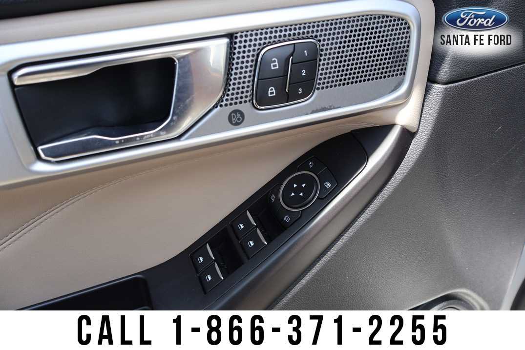 Used 2020 Ford Explorer Limited w/ Class III Trailer Tow Package RWD image 14