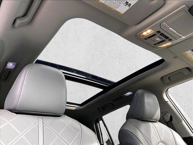 Used 2021 Toyota Highlander Platinum image 17