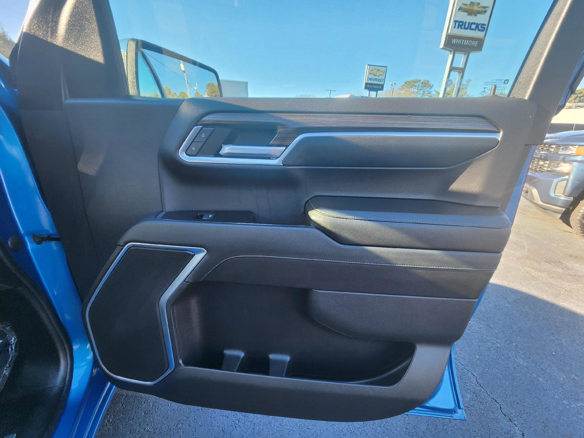 Used 2022 Chevrolet Silverado 1500 LT image 12