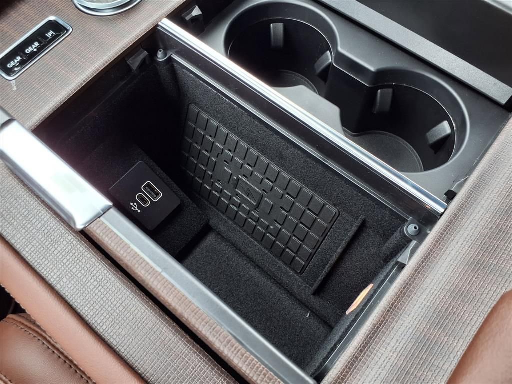 New 2026 Lincoln Navigator L Reserve image 12