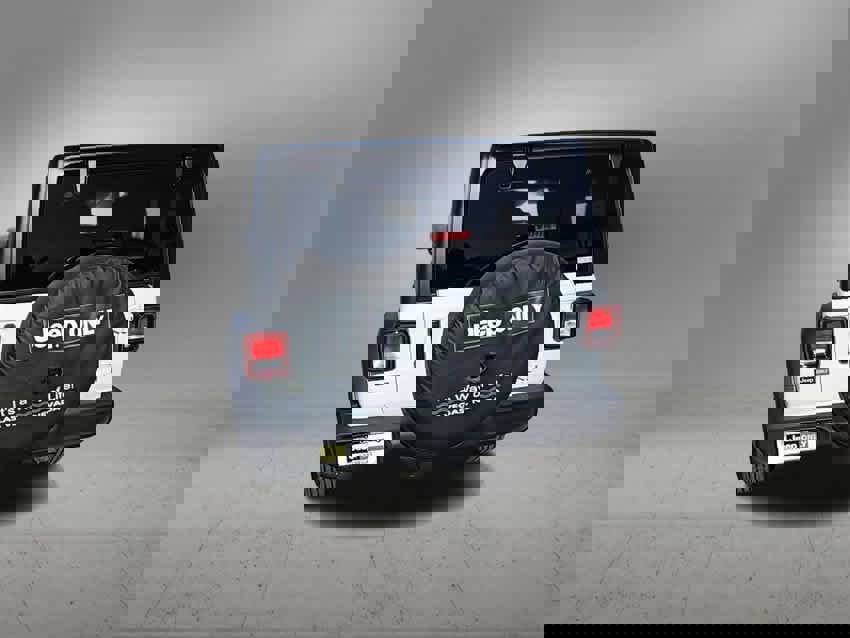 Used 2023 Jeep Wrangler Sport S image 7