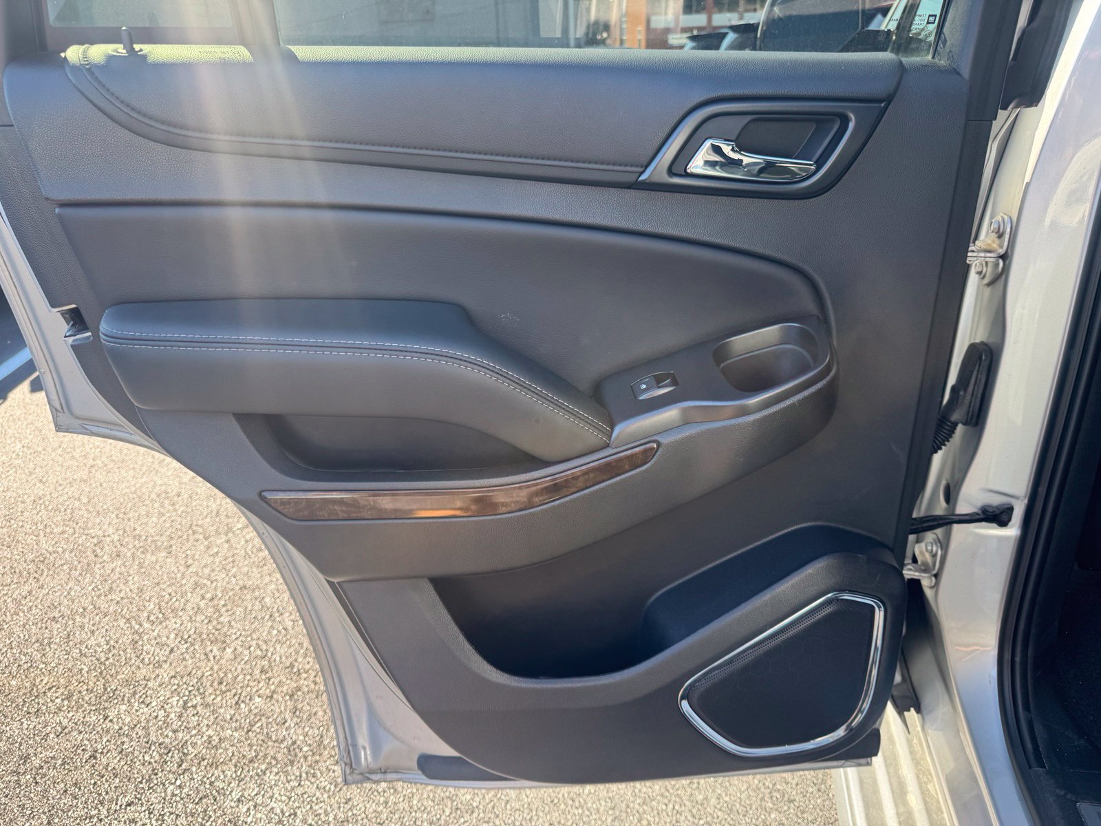 Used 2018 Chevrolet Tahoe LT AWD/4WD image 27