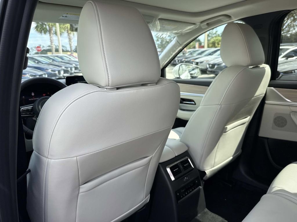 New 2026 MAZDA CX-90 3.3 Turbo w/ Premium Plus Pkg image 17