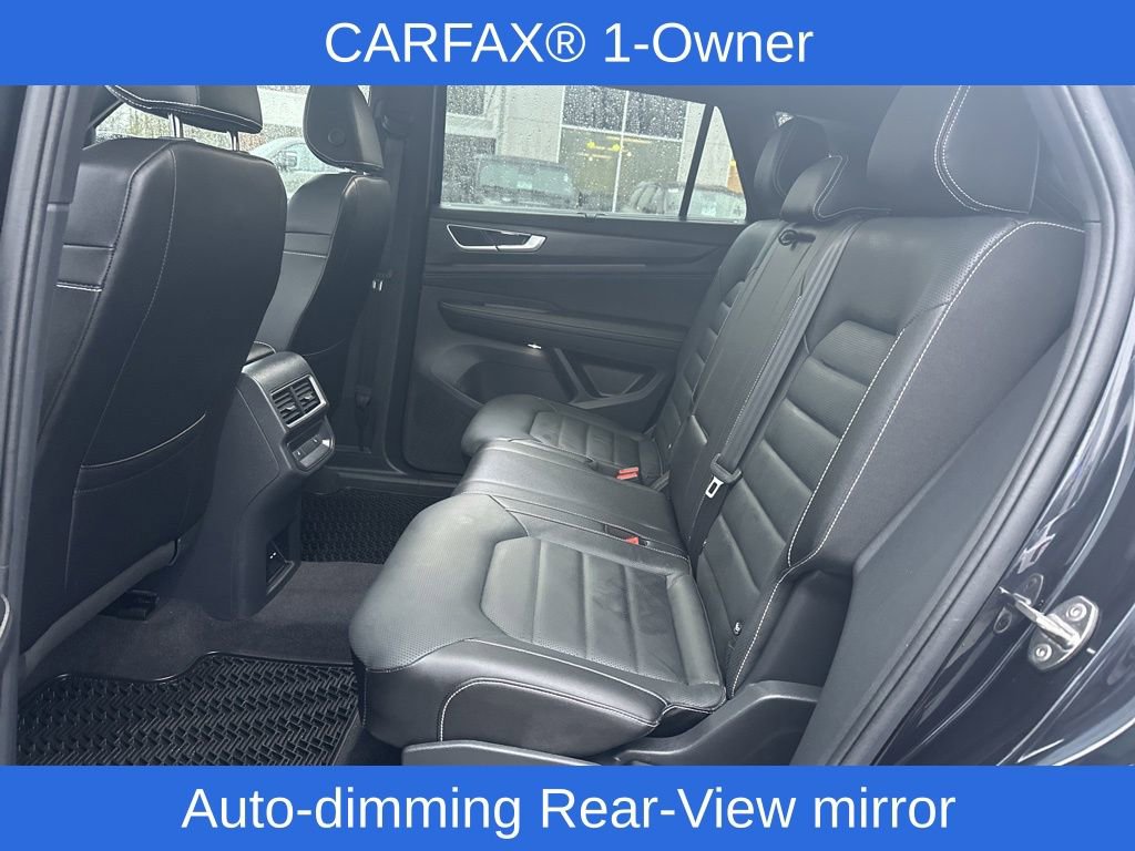 Used 2025 Volkswagen Atlas Cross Sport SEL R-Line image 34