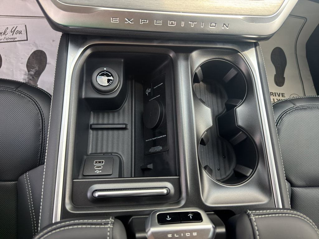 New 2027 Ford Expedition Platinum w/ Driver's Package AWD/4WD image 16