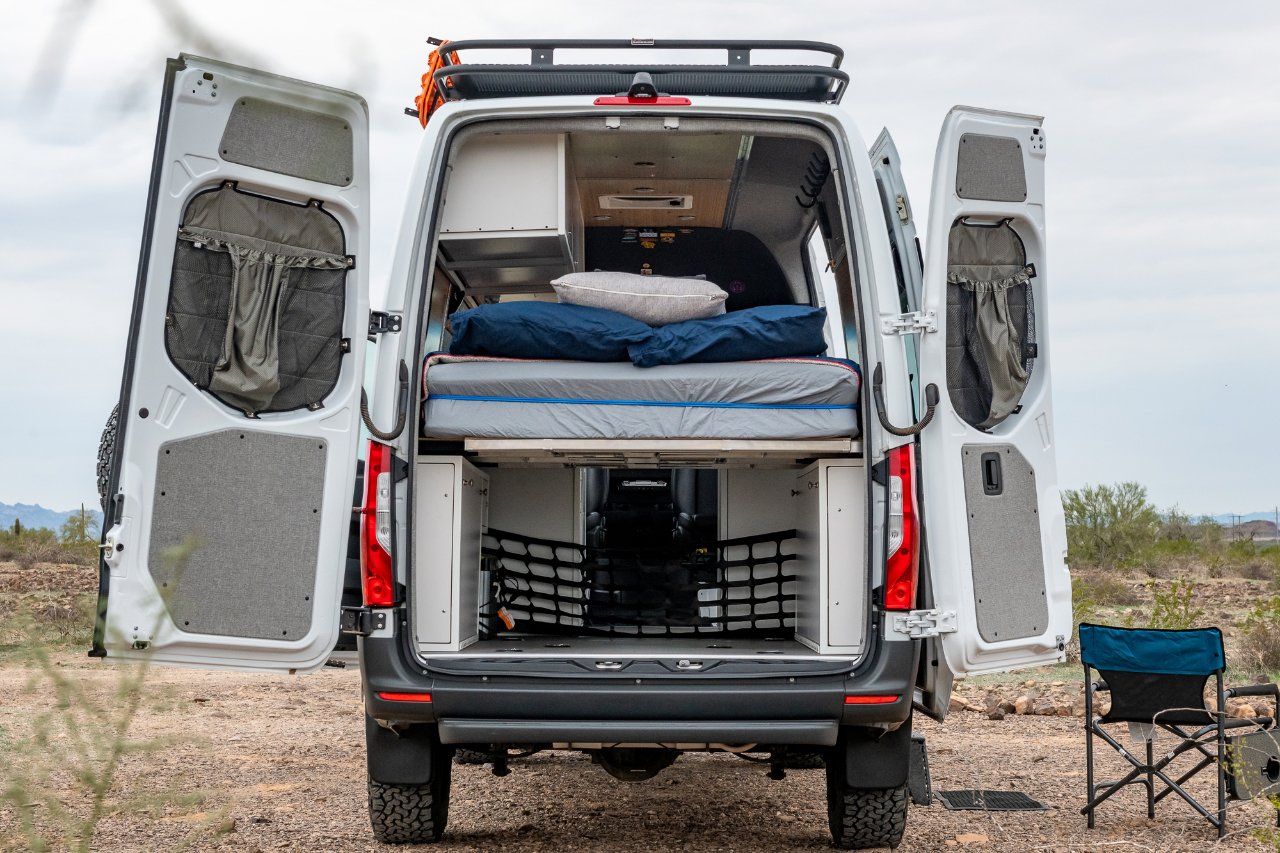 Used 2019 Mercedes-Benz Sprinter 4x4 144 image 10