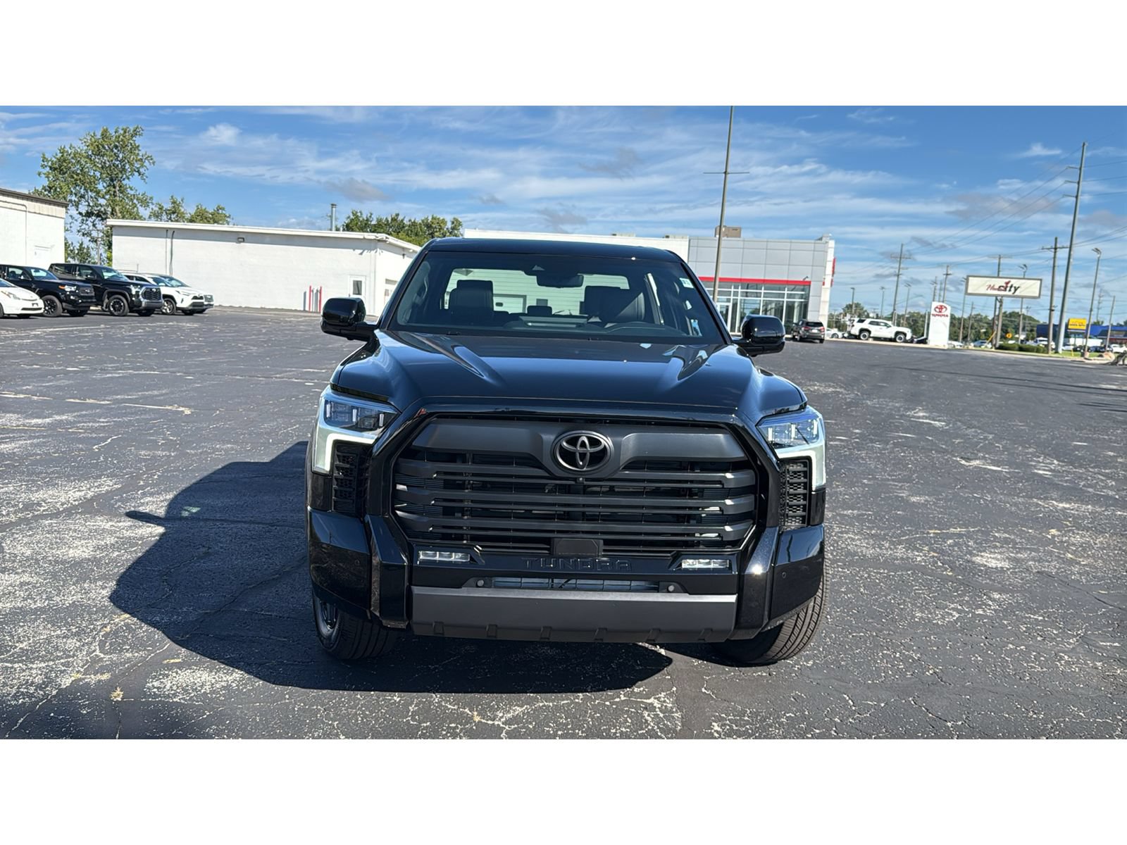 New 2026 Toyota Tundra Limited AWD/4WD image 2