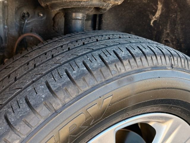 Used 2025 Toyota RAV4 XLE image 11