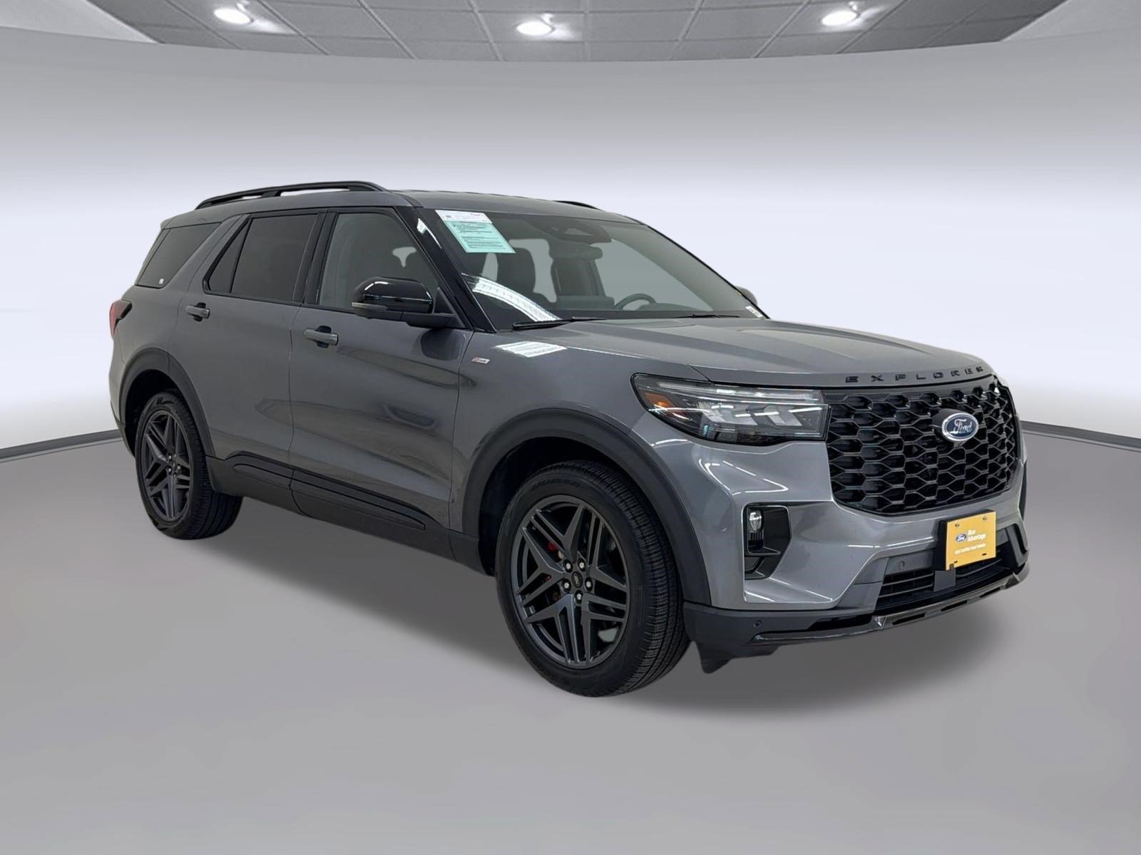Certified 2025 Ford Explorer ST-Line w/ ST-Line Street Pack AWD/4WD image 7