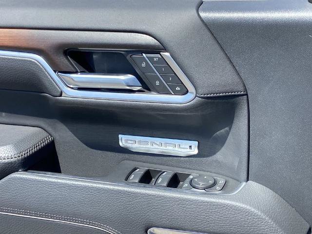 Used 2025 GMC Sierra 1500 Denali AWD/4WD image 20