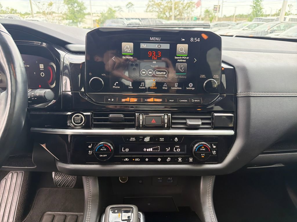 Used 2022 Nissan Pathfinder Platinum w/ Cargo Package image 35