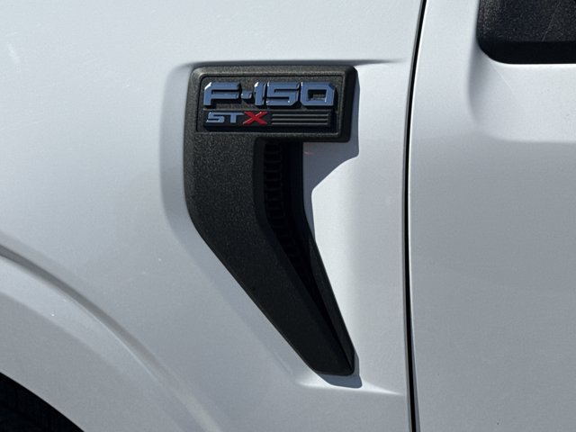 Used 2021 Ford F150 XL w/ STX Appearance Package RWD image 5