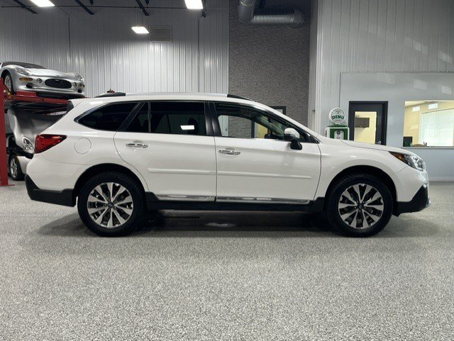 Used 2019 Subaru Outback 2.5i Touring w/ Popular Package #3A AWD/4WD image 6