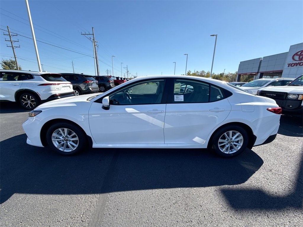 New 2026 Toyota Camry LE image 5