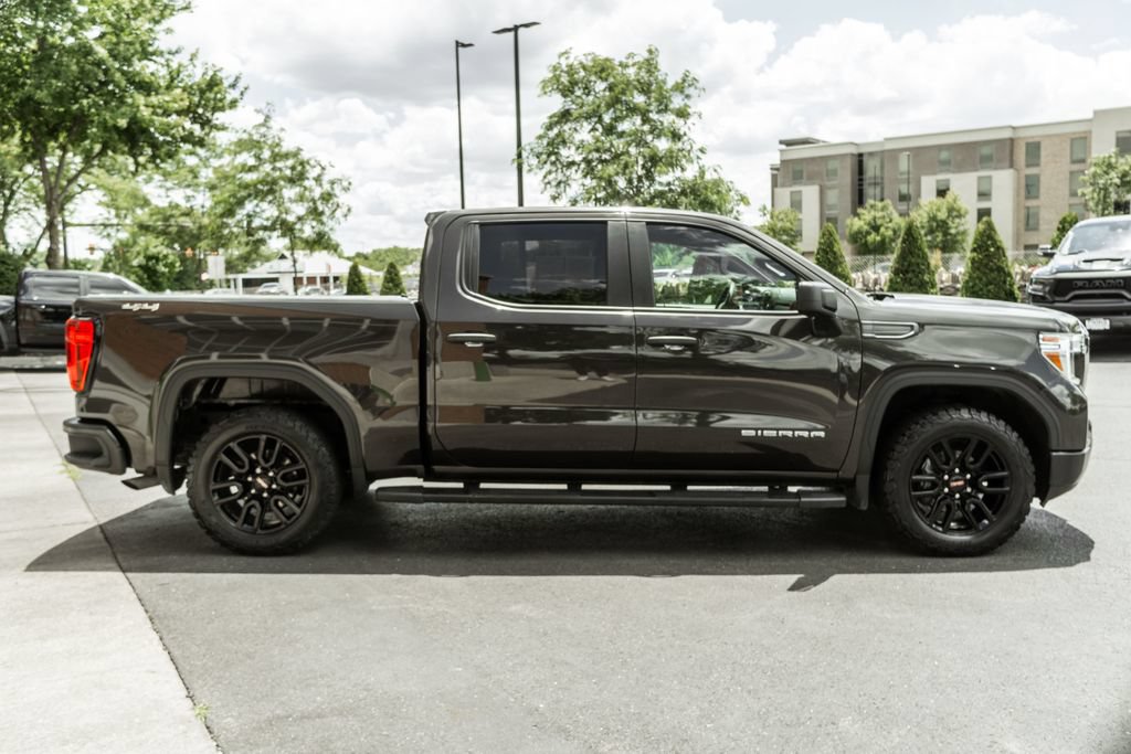 Used 2021 GMC Sierra 1500 4x4 Crew Cab w/ Sierra Value Package image 3