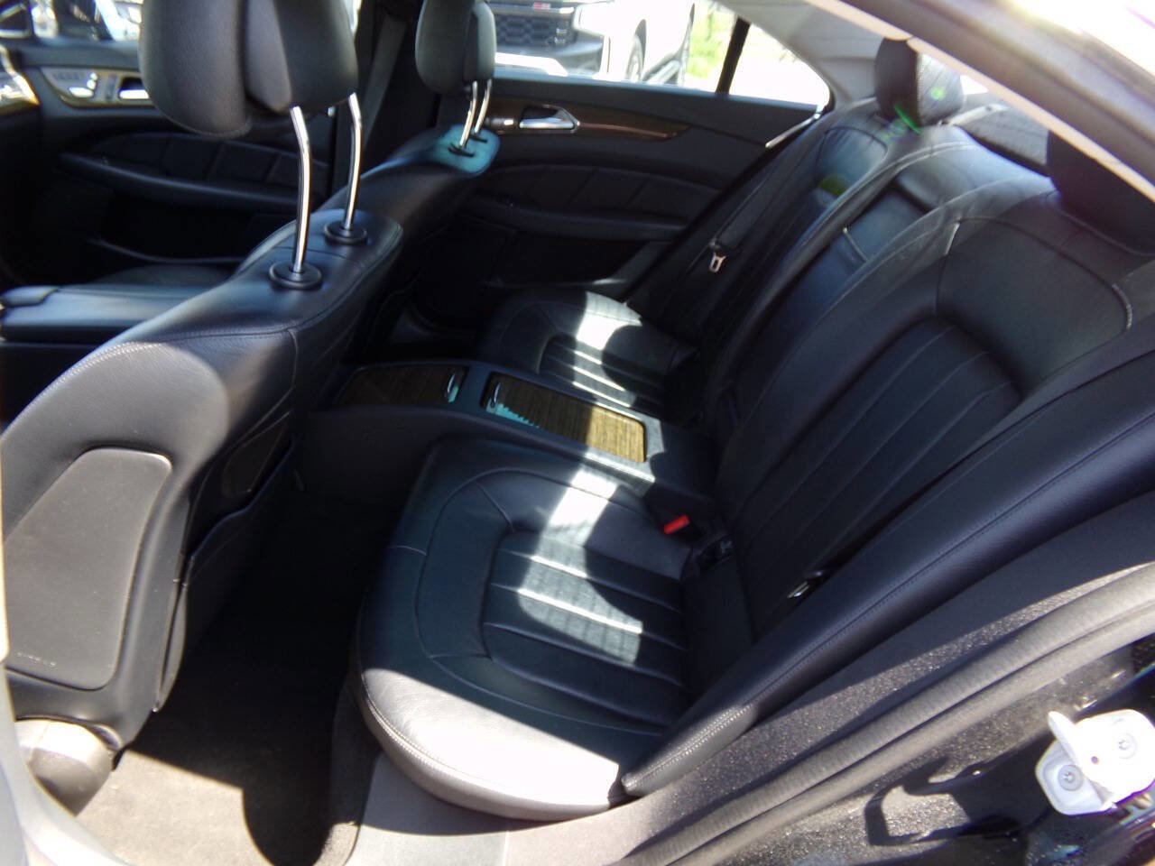 Used 2015 Mercedes-Benz CLS 400 image 11