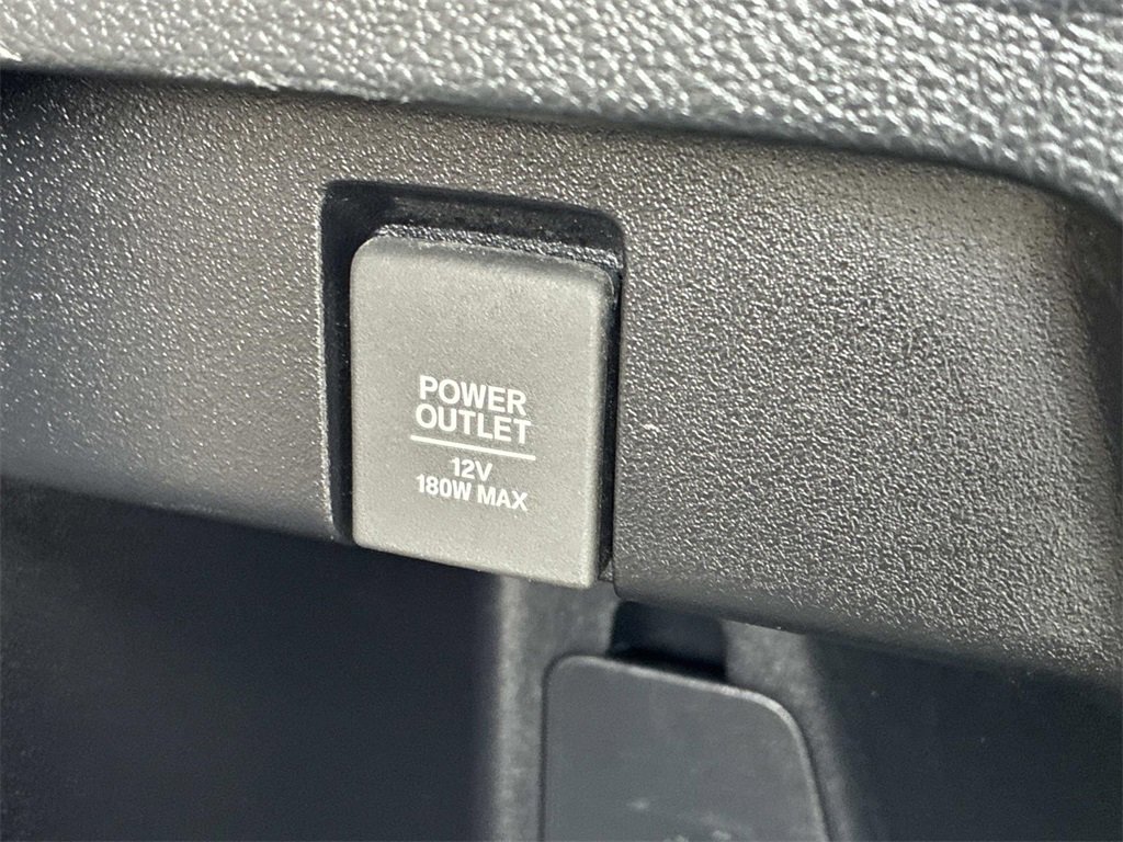 Used 2023 Honda Odyssey Touring image 16