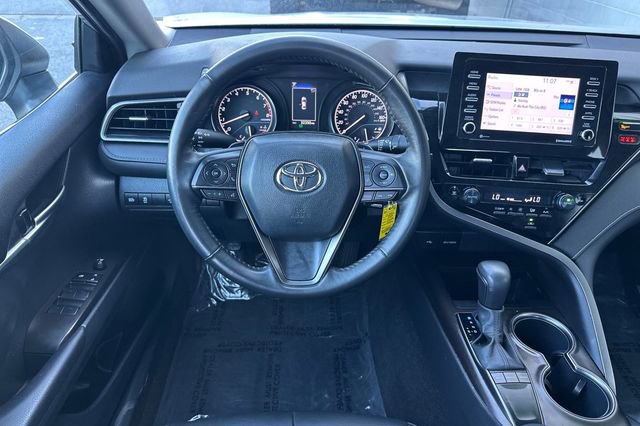 Used 2024 Toyota Camry SE w/ Blackout Package (TMS) image 16