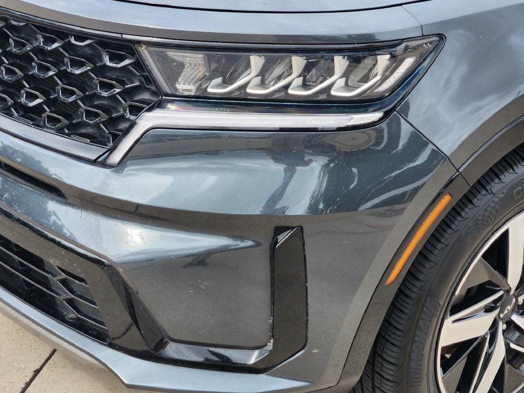 Used 2023 Kia Sorento S FWD image 18