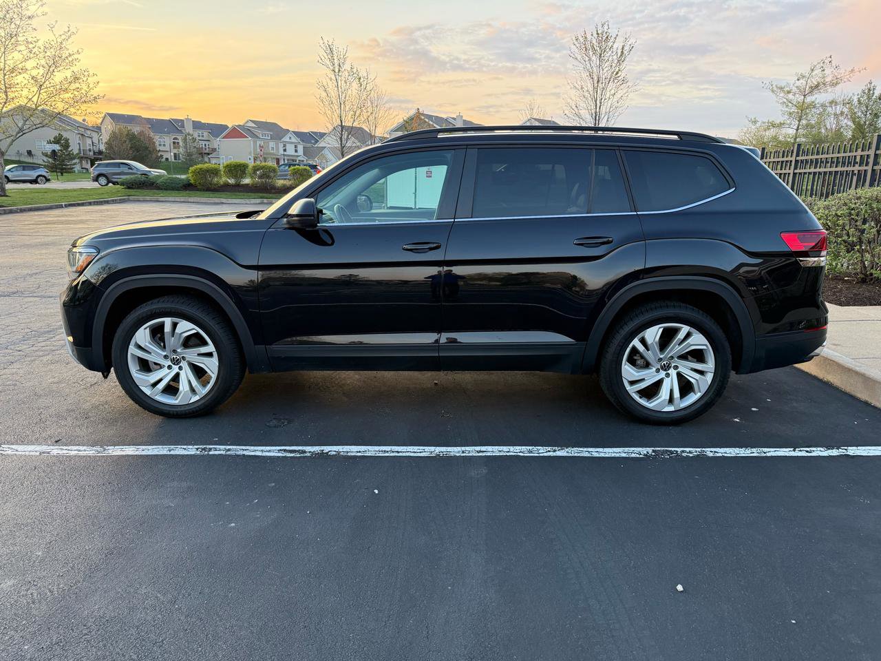 Used 2021 Volkswagen Atlas SE image 5