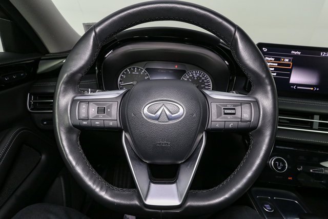 Used 2023 INFINITI QX60 Pure image 29