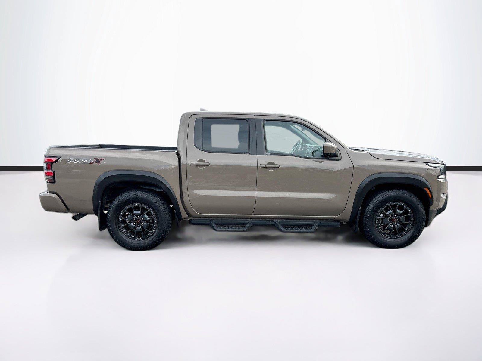Used 2024 Nissan Frontier Pro-X w/ Pro Premium Package RWD image 8