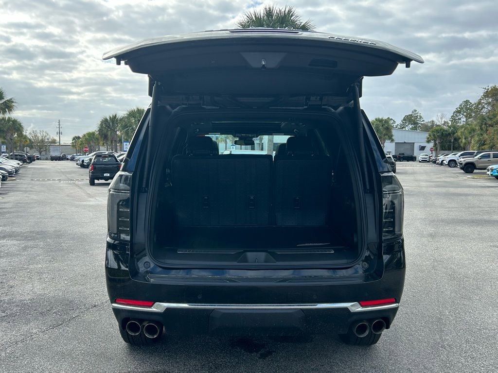 New 2026 Chevrolet Suburban Premier w/ Sun And Tow Package image 11