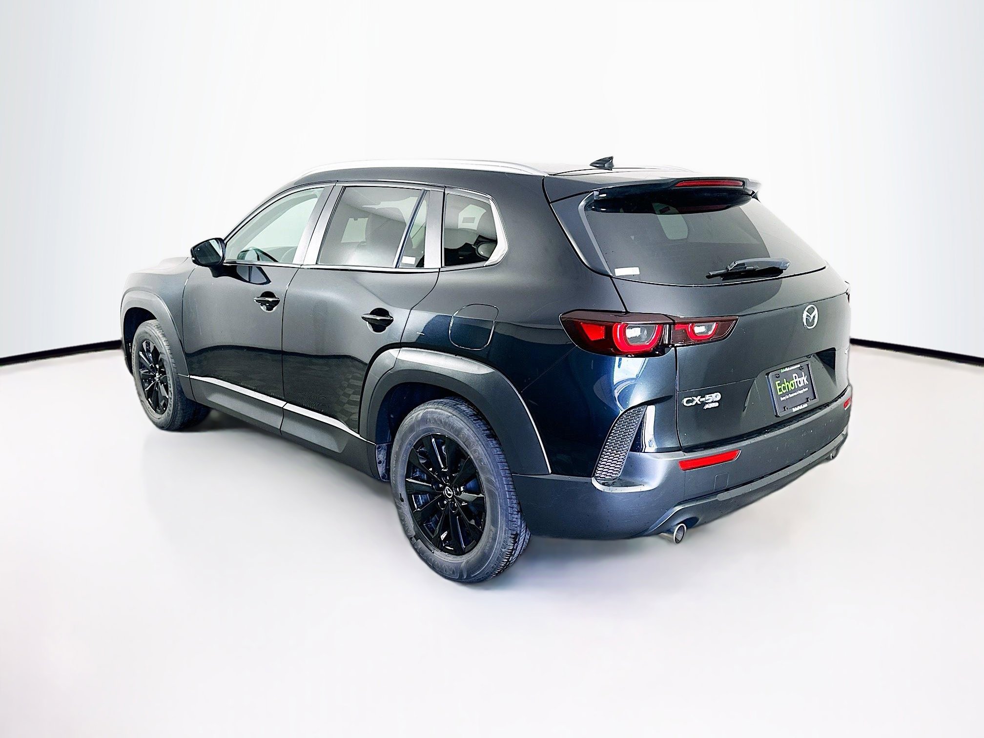 Used 2025 MAZDA CX-50 AWD 2.5 S w/ Premium Package image 5