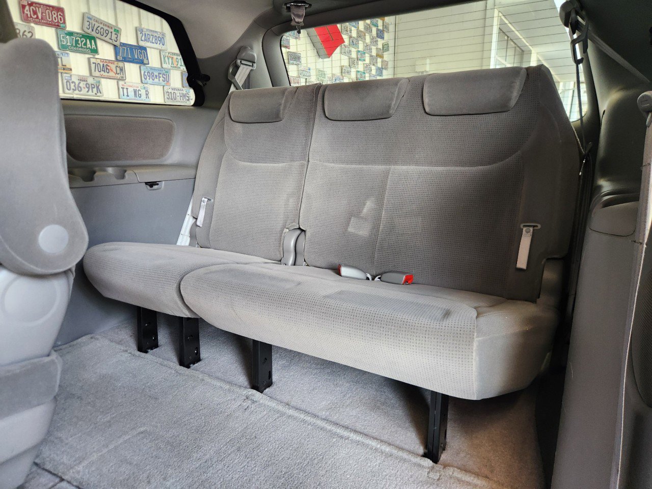 Used 2005 Toyota Sienna LE image 8