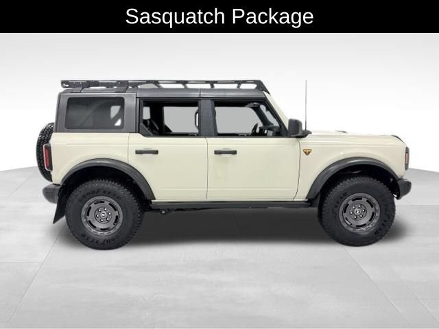 Used 2025 Ford Bronco Badlands w/ Sasquatch Package AWD/4WD image 5