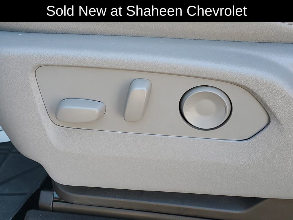 Used 2024 Chevrolet Silverado 2500 LTZ w/ LTZ Convenience Package image 7