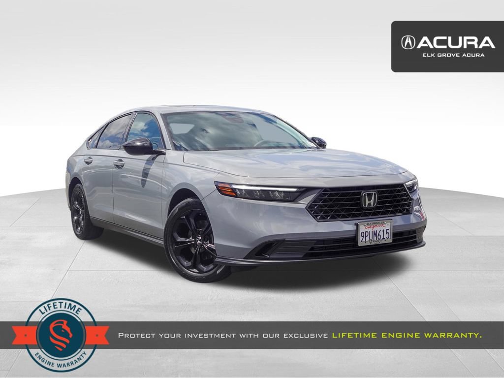 Used 2025 Honda Accord SE image 1